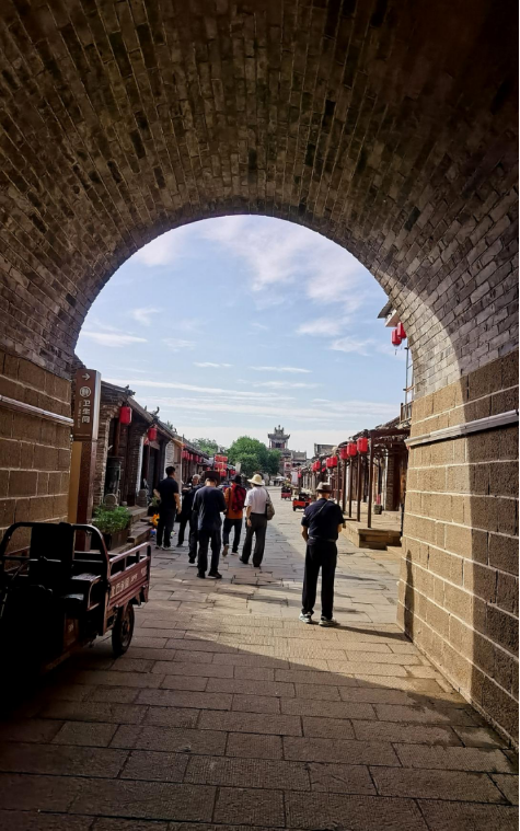 走遍中国·高家堡采风：寻根黄地盘 凝听历史的回响